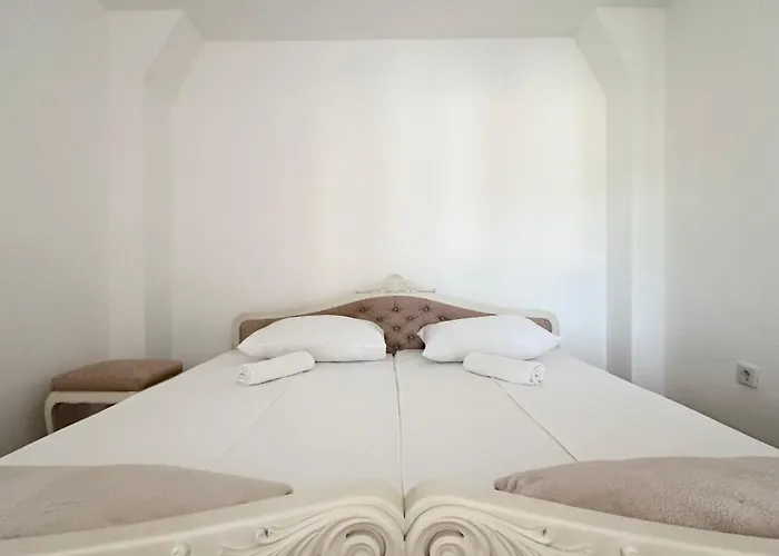 度假居 Terzibasin